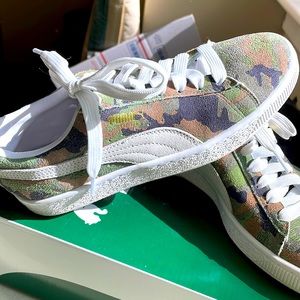 New Camo Puma Classic suede sneakers sz37